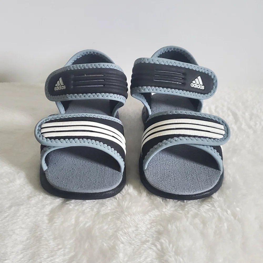𝅺ADIDAS Akwah Black Blue White Velcro Sandals Infant/Toddler Size 5K